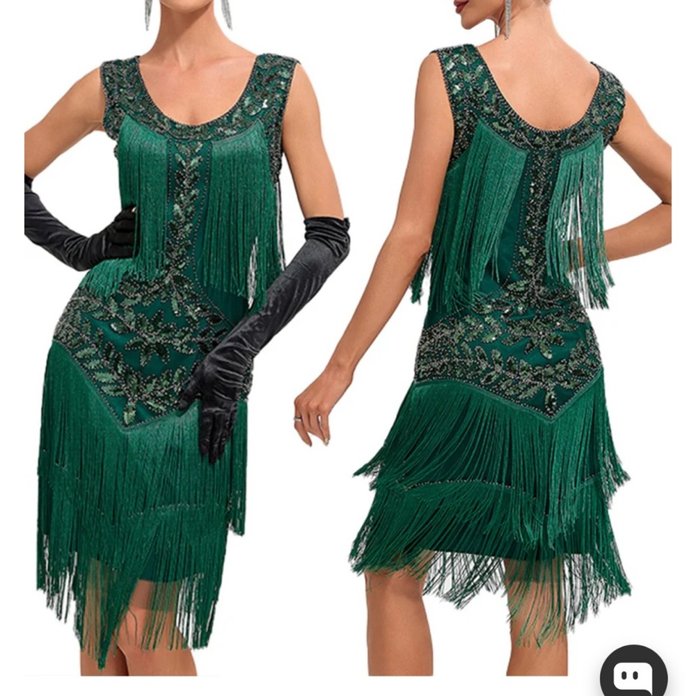 Chic Emerald Fringe Dress